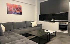 Exclusive Ladadika Apartment 3
